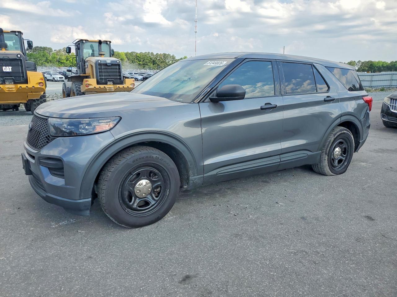Salvage Ford Explorer Image