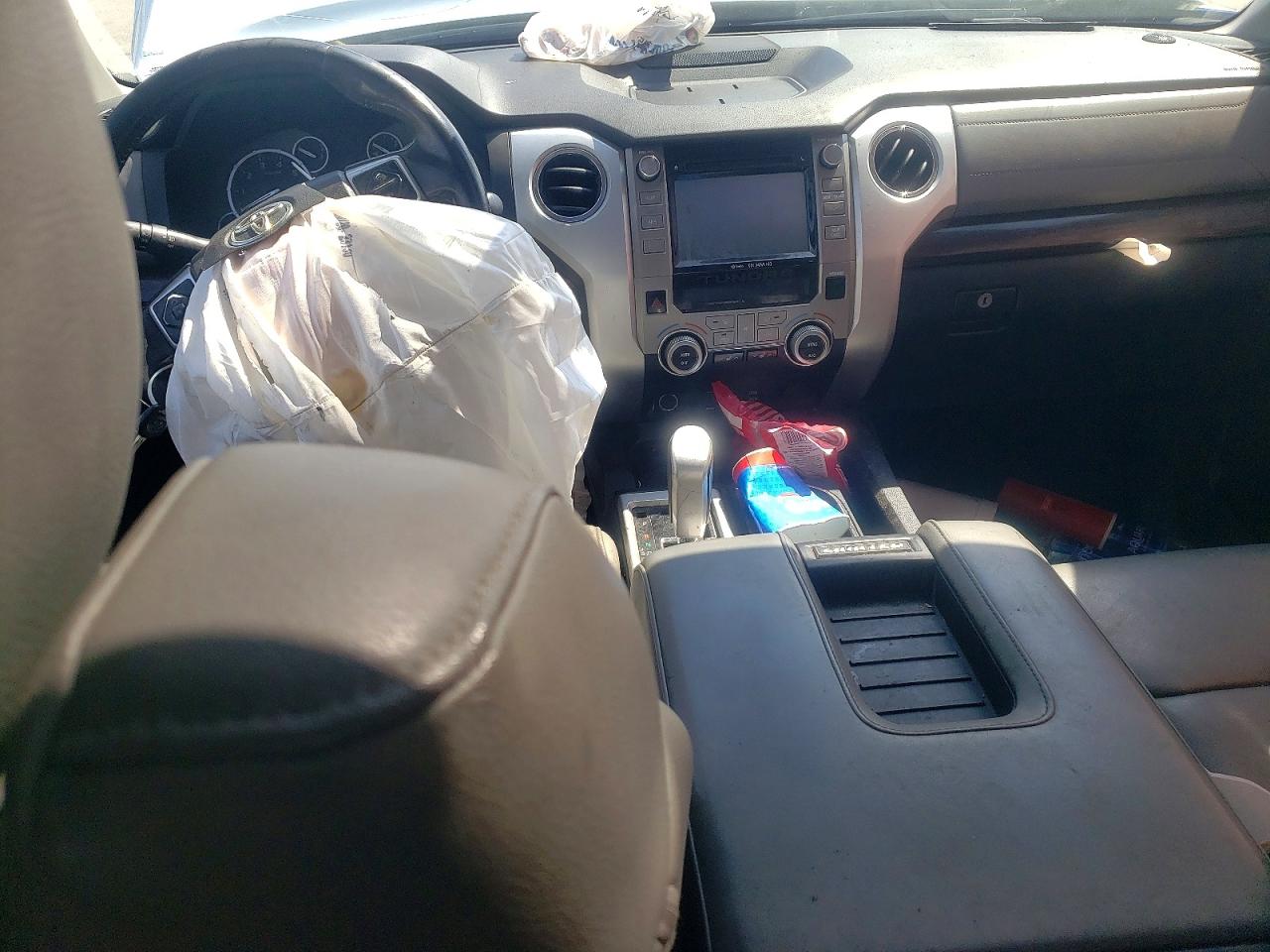 Toyota Tundra Crewmax Limited