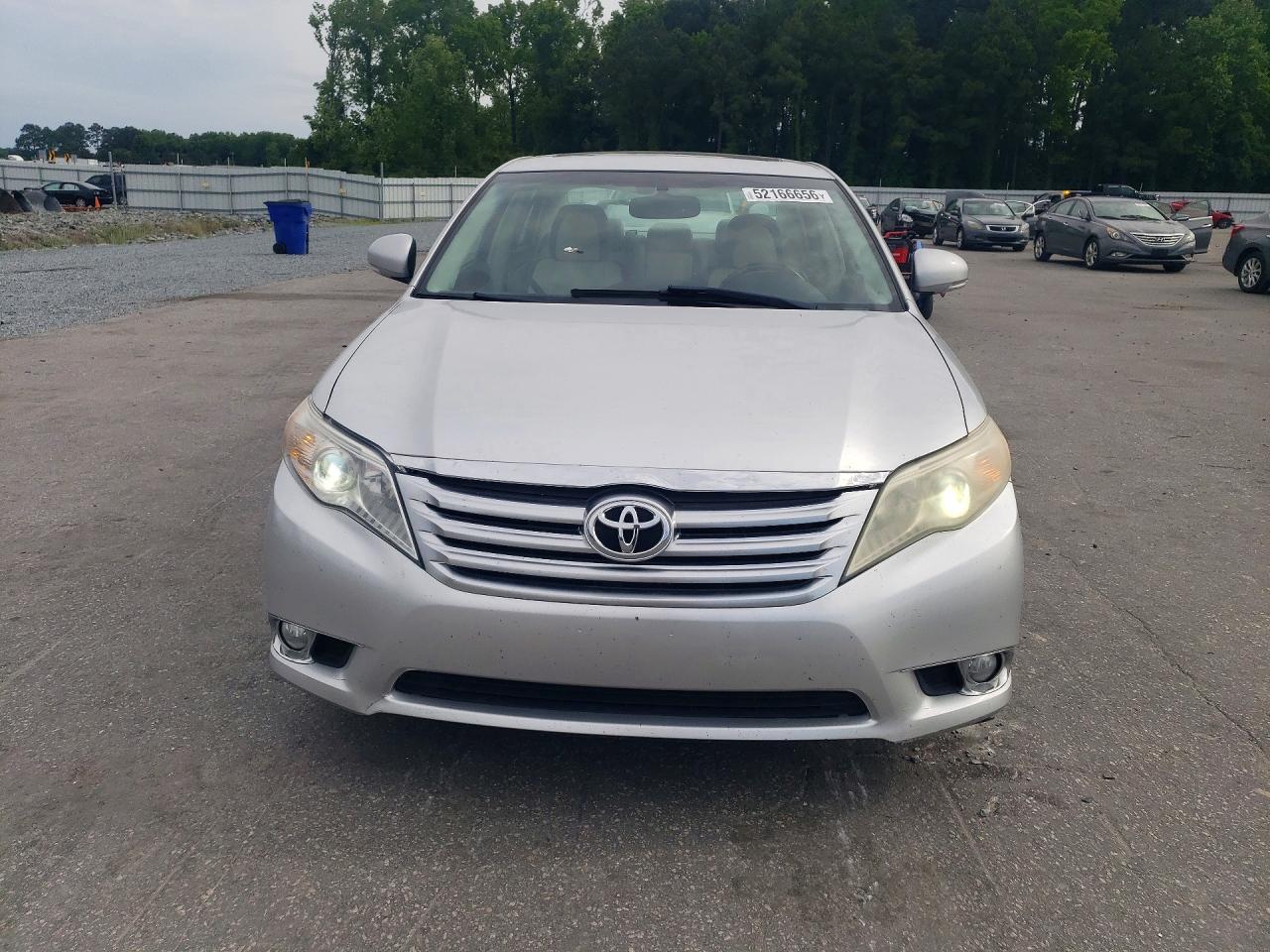 Toyota Avalon Limited