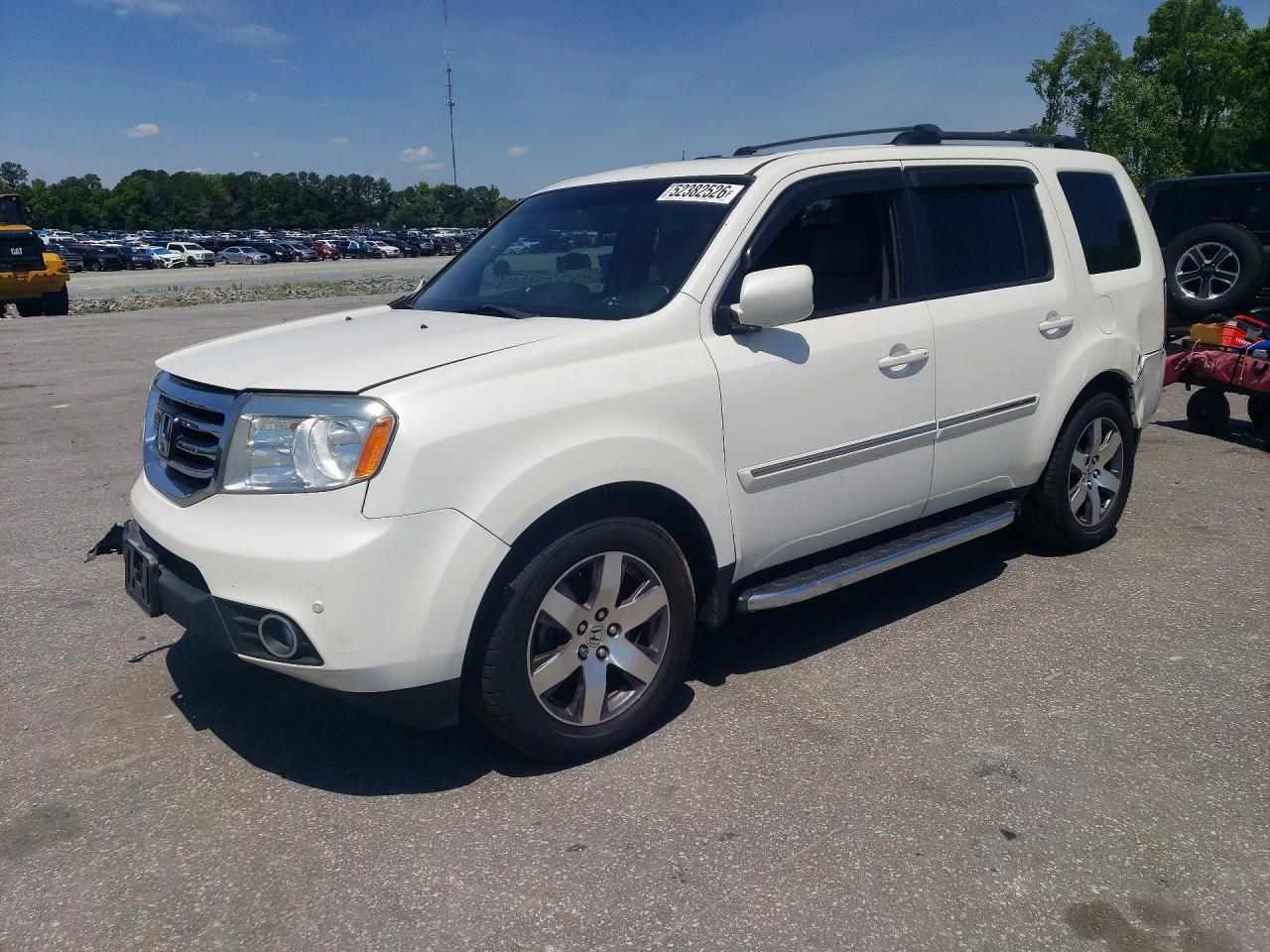 Salvage Honda Pilot Image