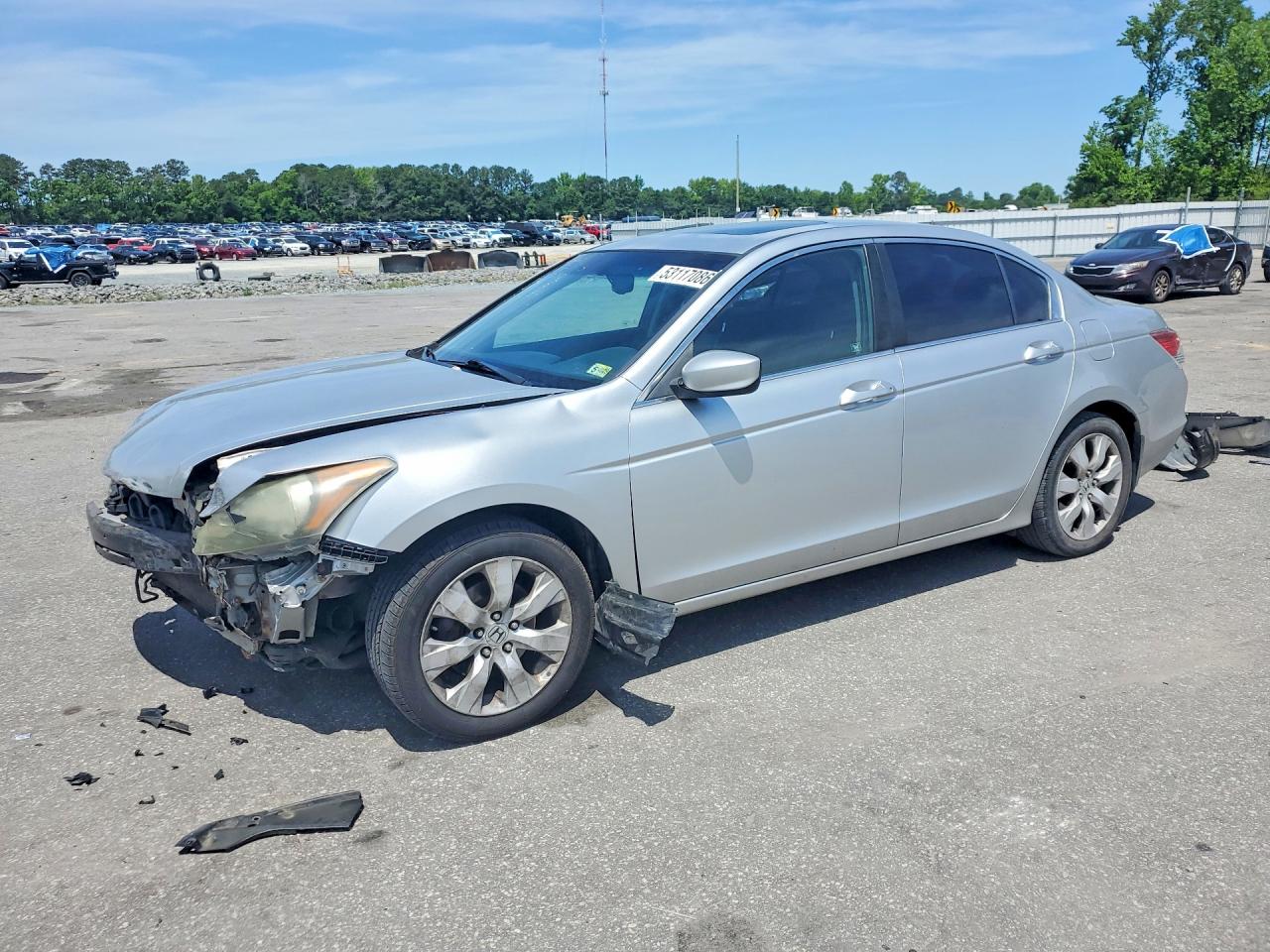 Salvage Honda Accord Image