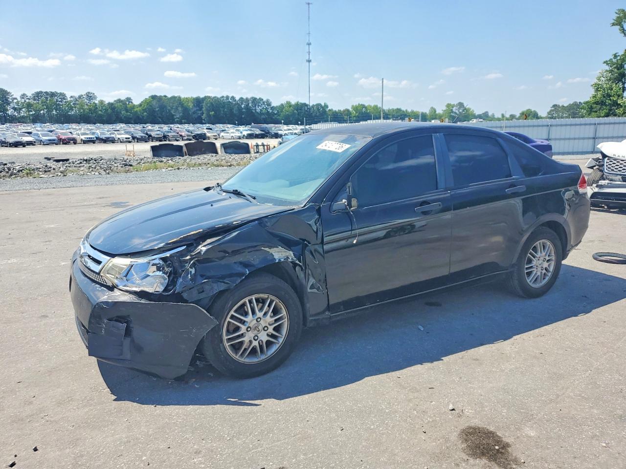 Salvage Ford Focus Image