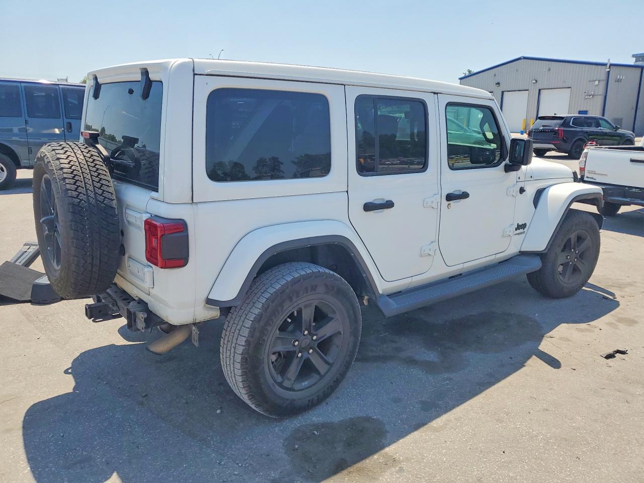 Jeep Wrangler Sahara
