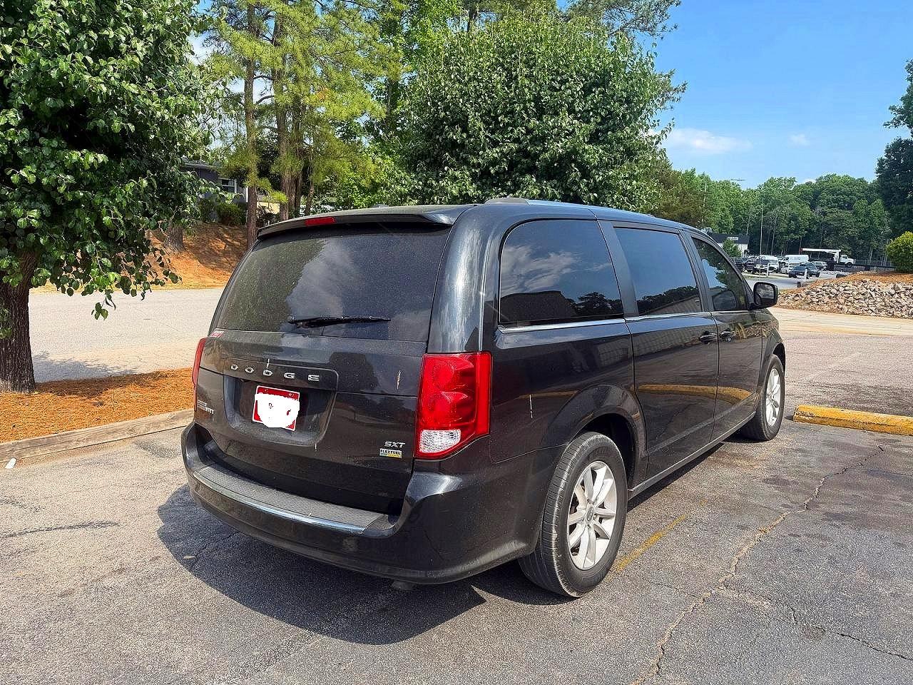 Dodge Caravan Sxt