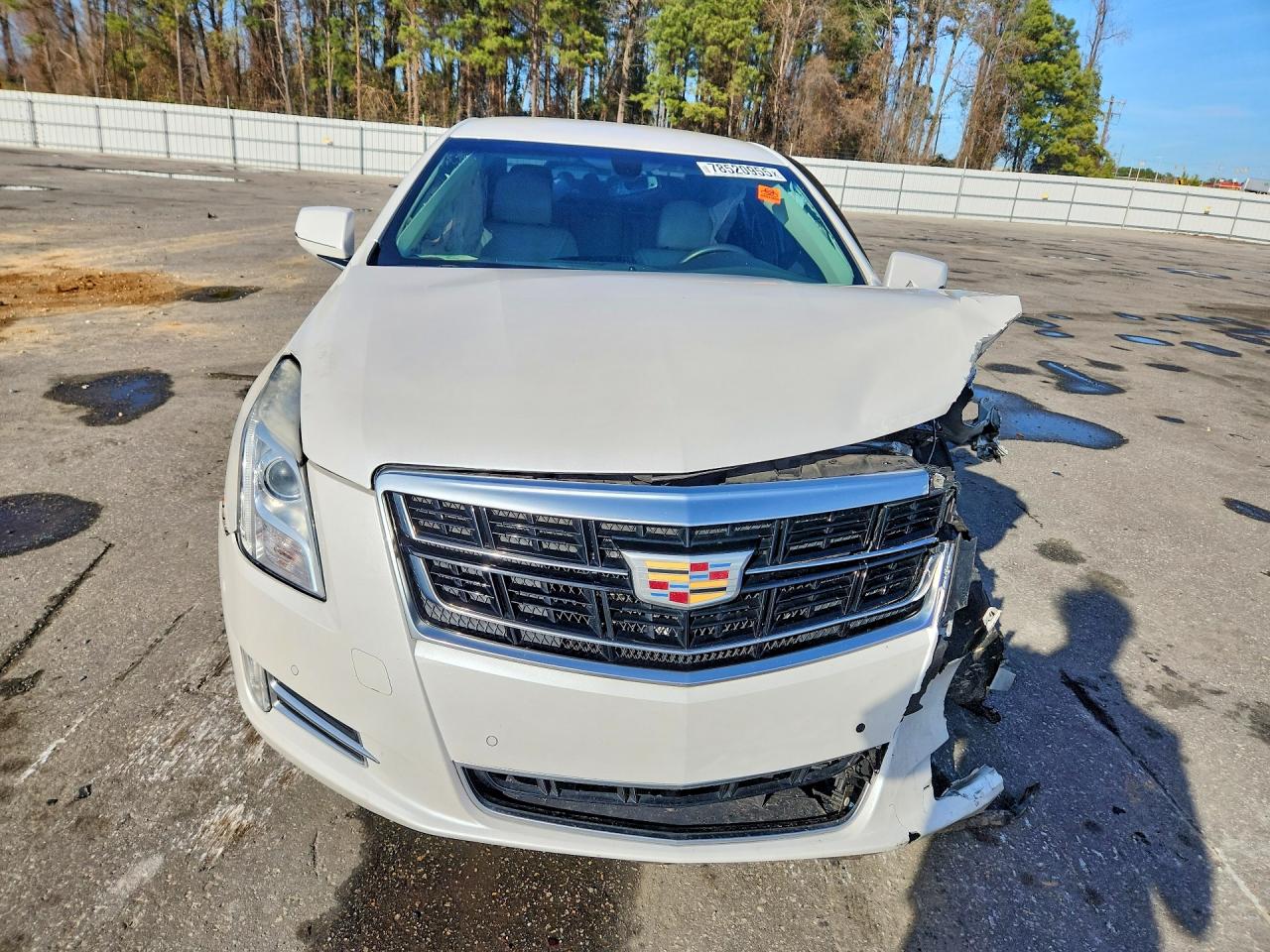 Cadillac XTS Luxury Collection