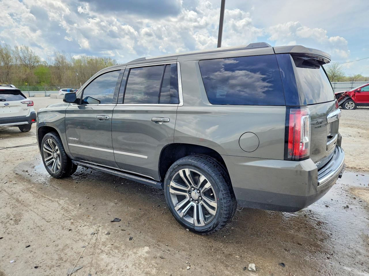 GMC Yukon Denali