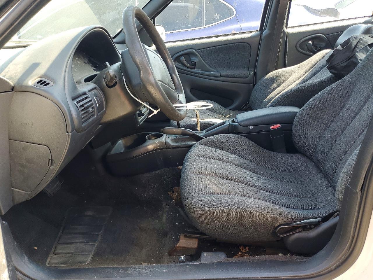 Chevrolet Cavalier 4