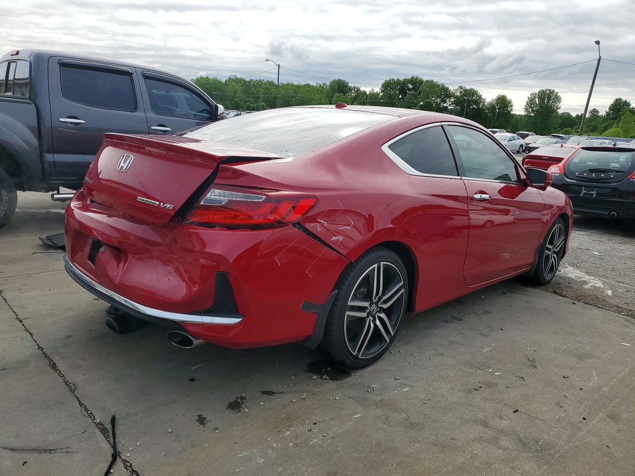 Honda Accord Touring