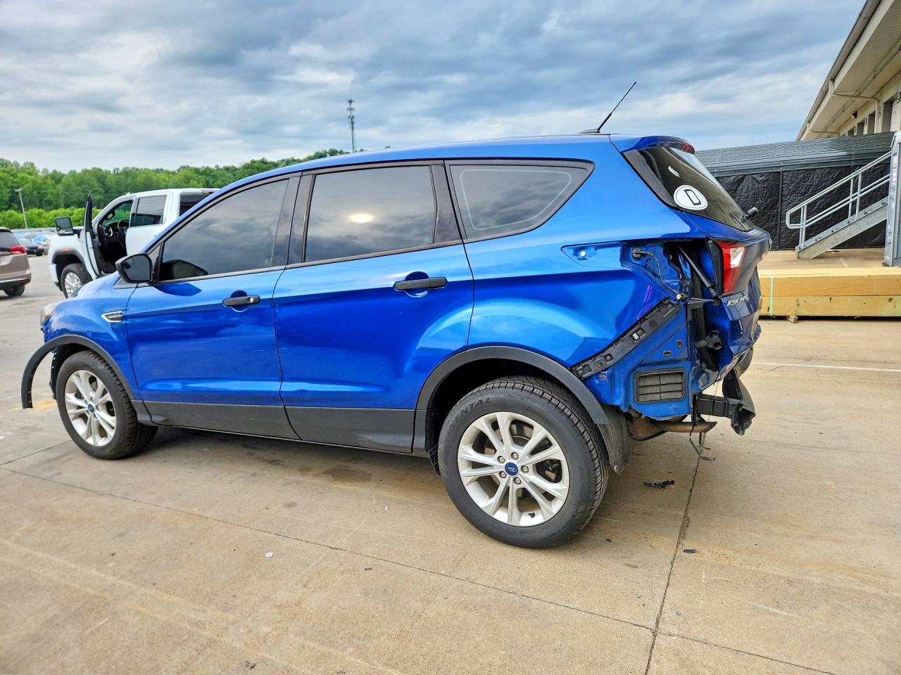 Ford Escape S