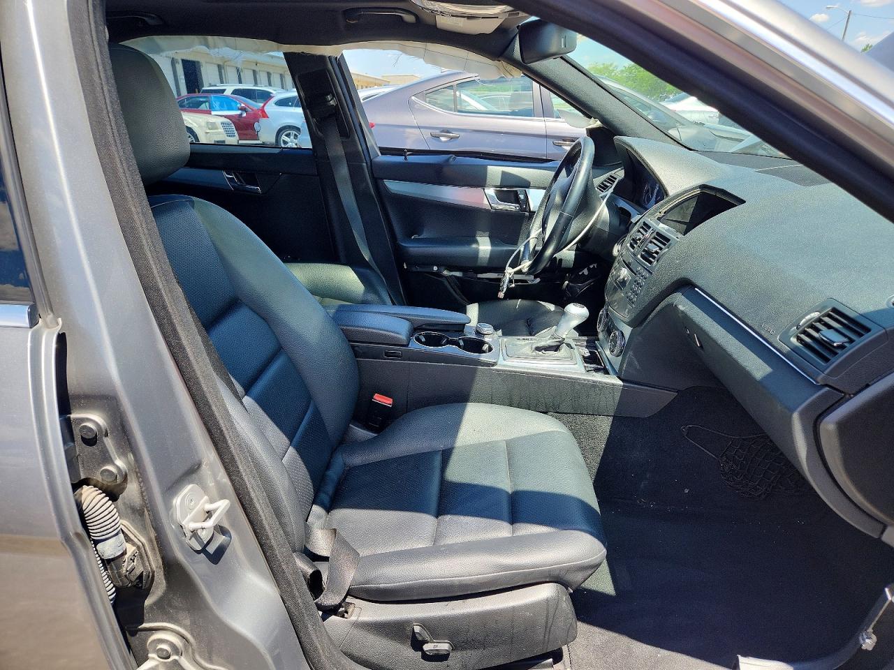 Mercedes-Benz C-Class 300 4matic
