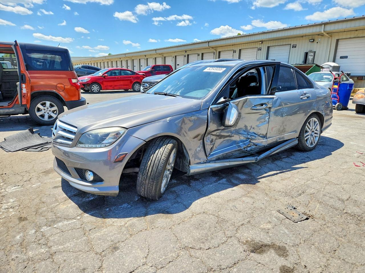 Salvage Mercedes-Benz C-Class Image