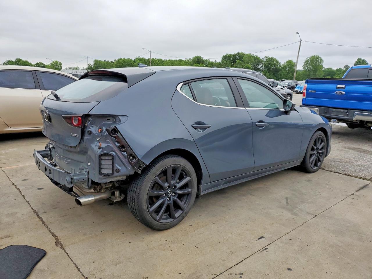 Mazda 3 Premium