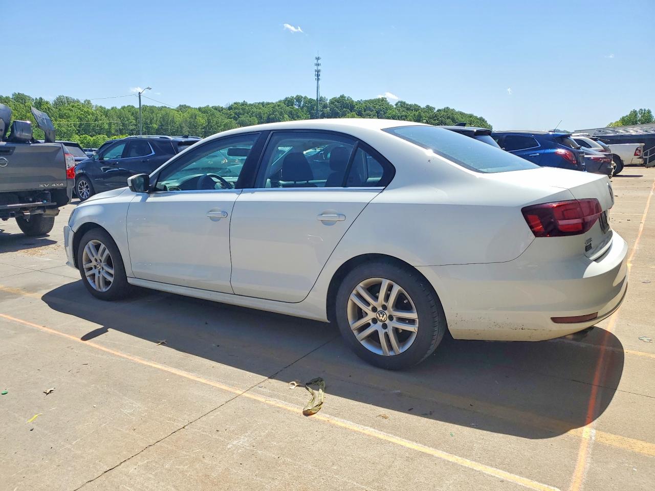 Volkswagen Jetta S