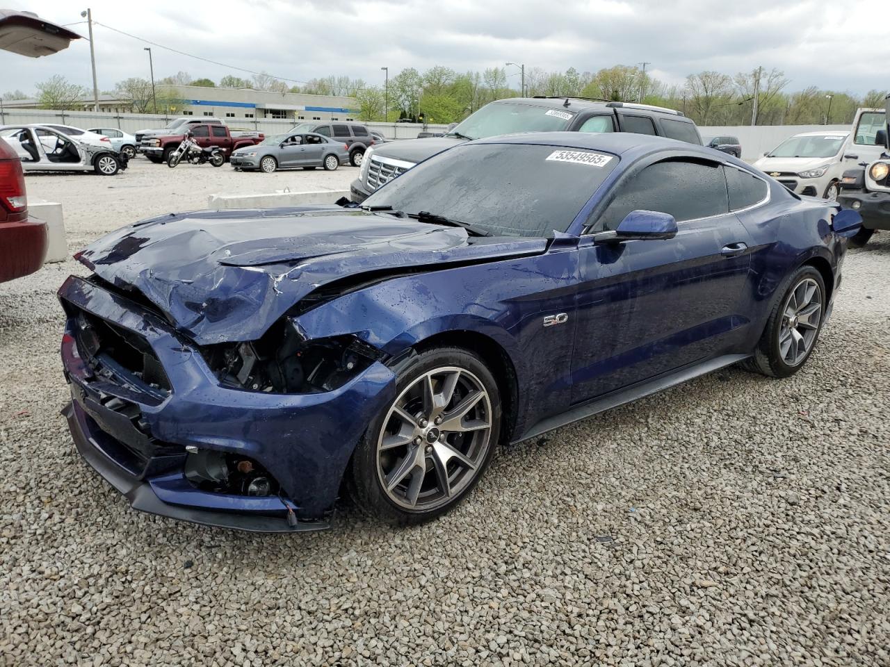 Salvage Ford Mustang Image