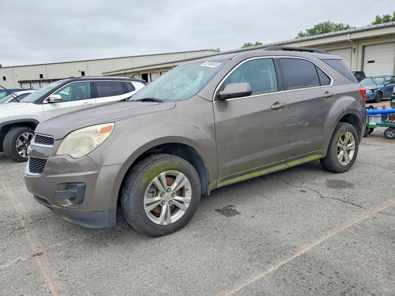 Salvage Chevrolet Equinox Image
