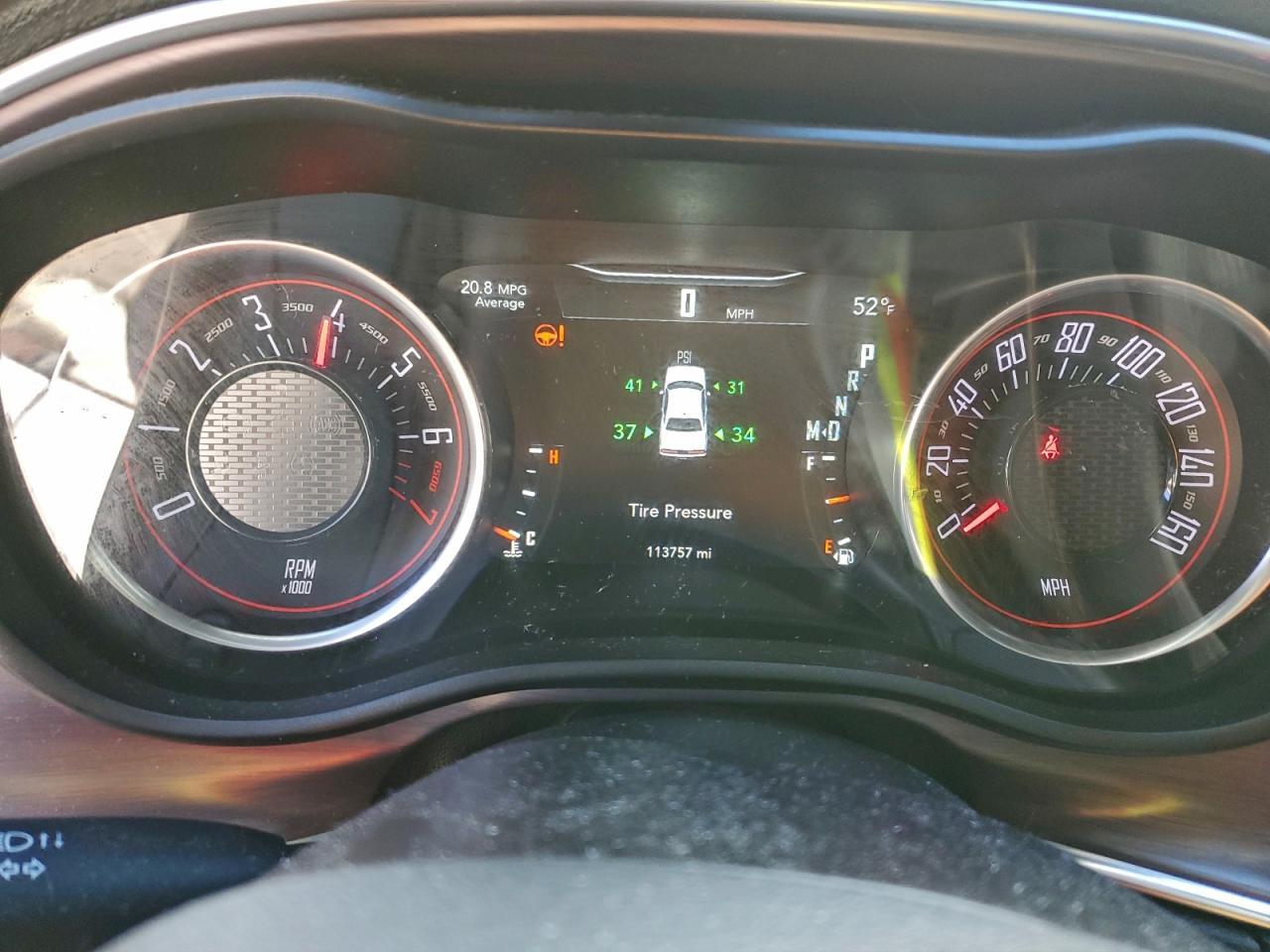 Dodge Challenger Sxt
