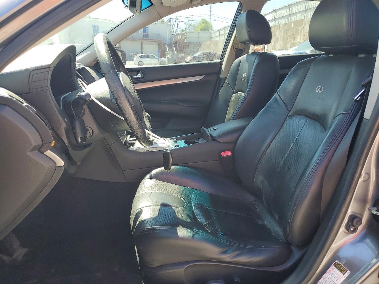 INFINITI G37
