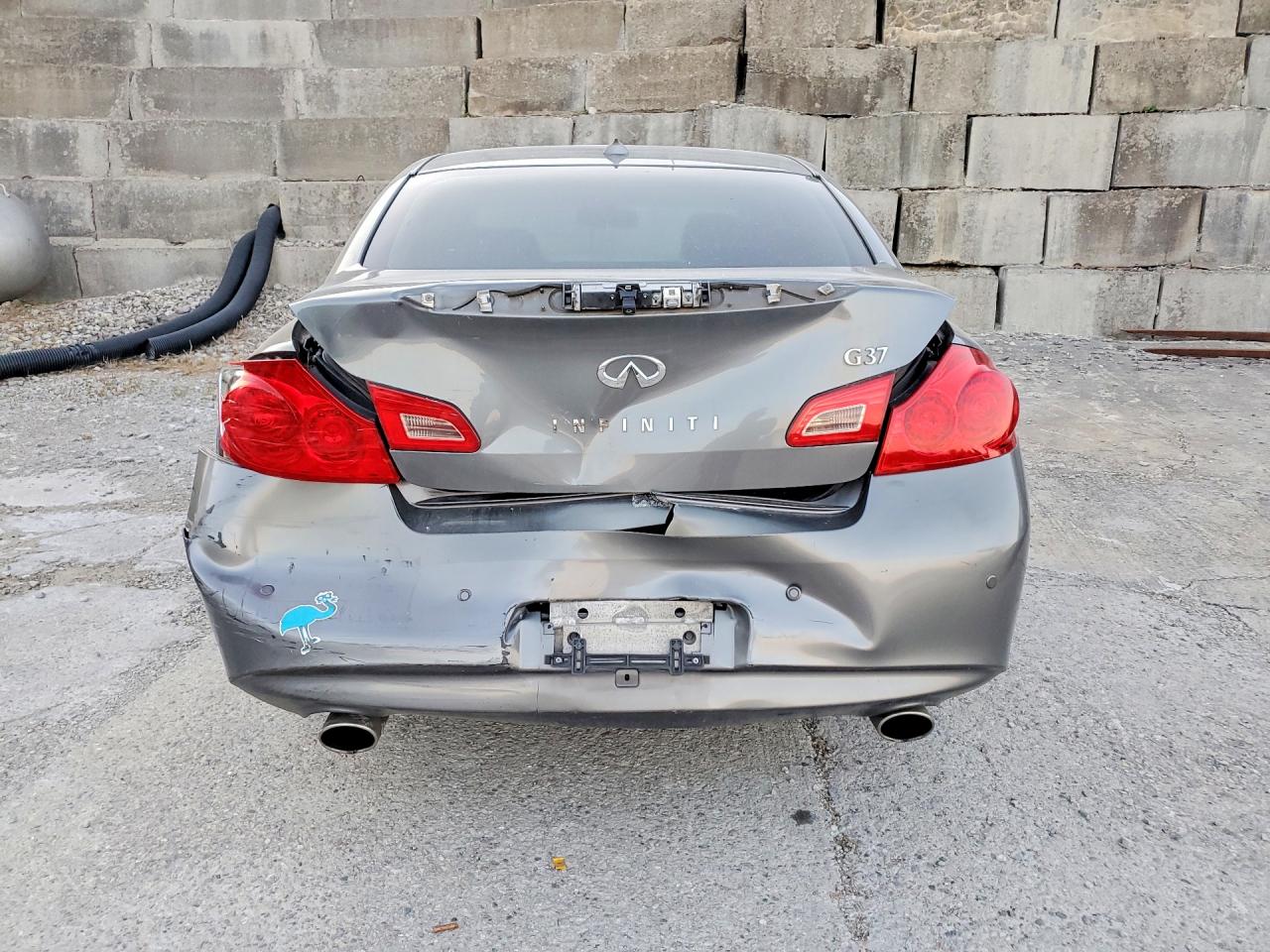 INFINITI G37