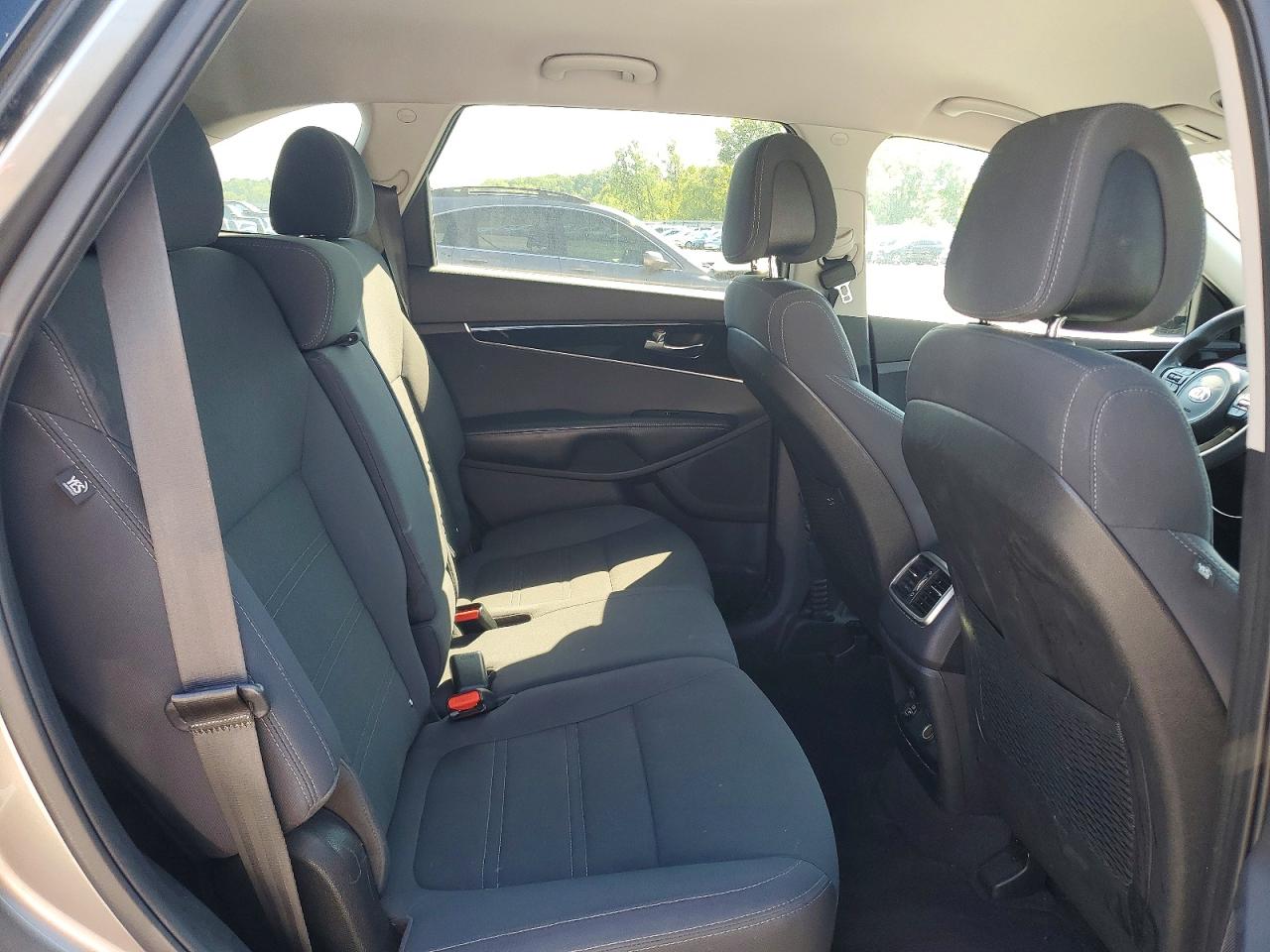 Kia Sorento Lx V6