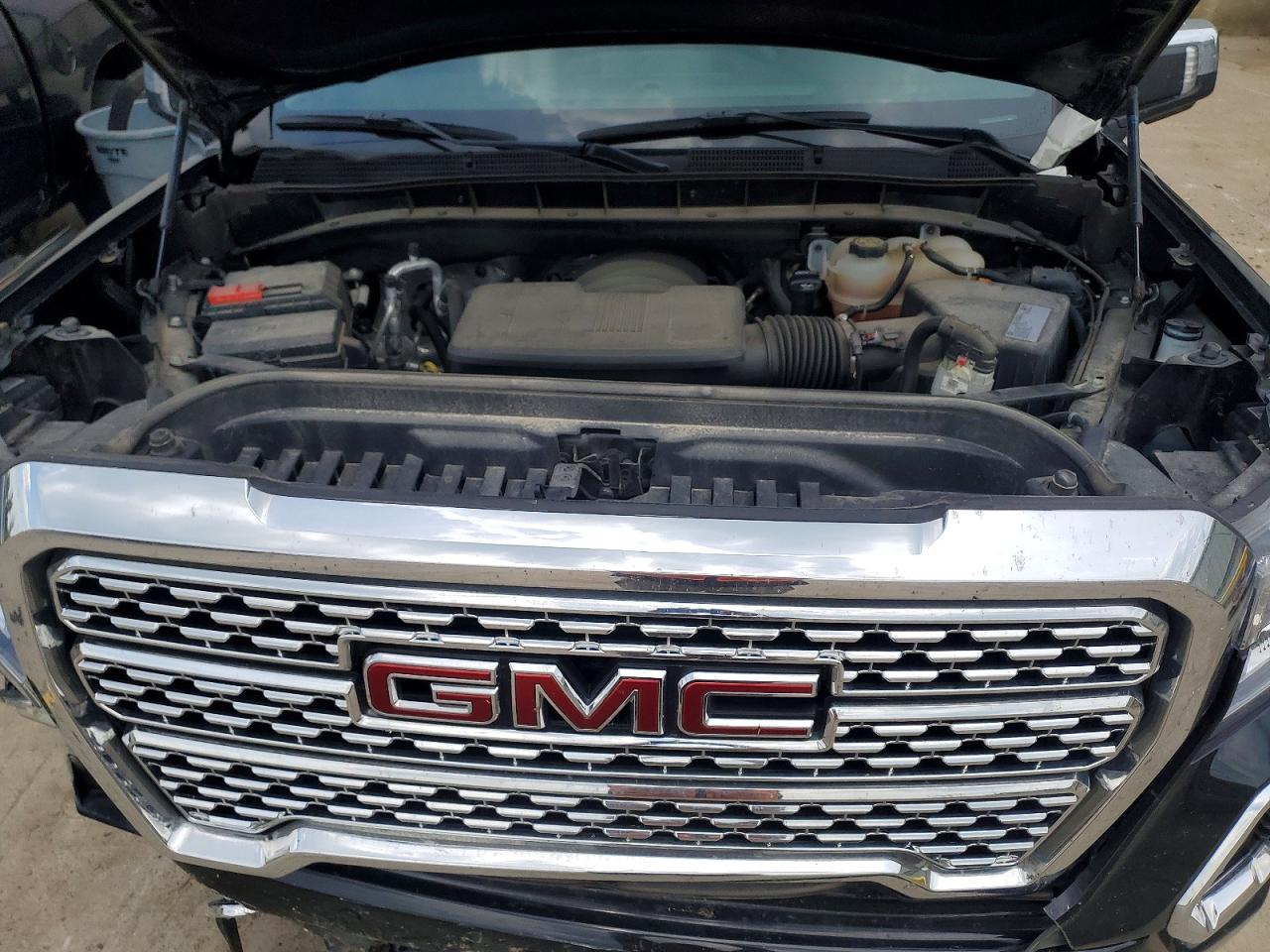 GMC Sierra K1500 Denali