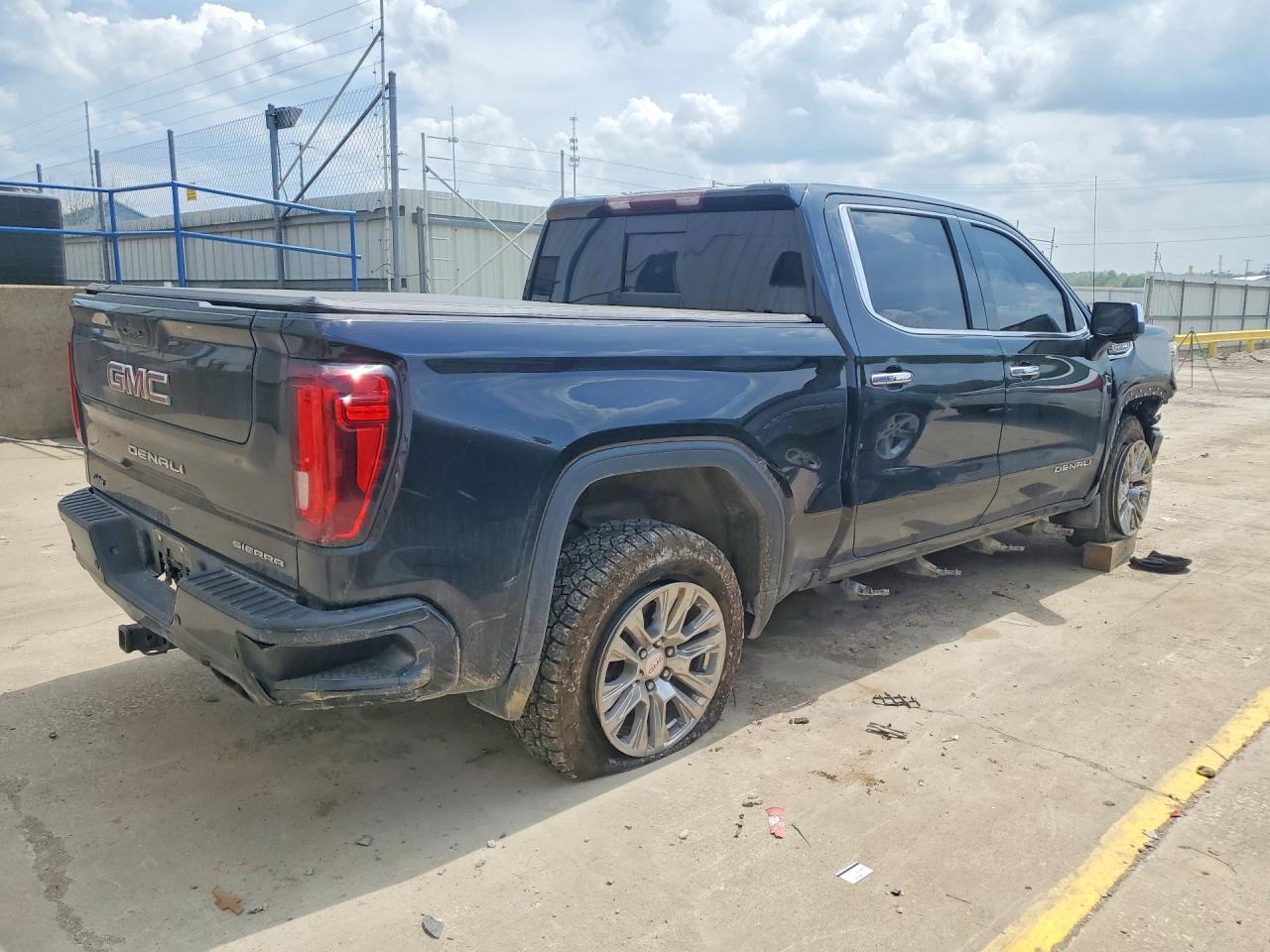 GMC Sierra K1500 Denali