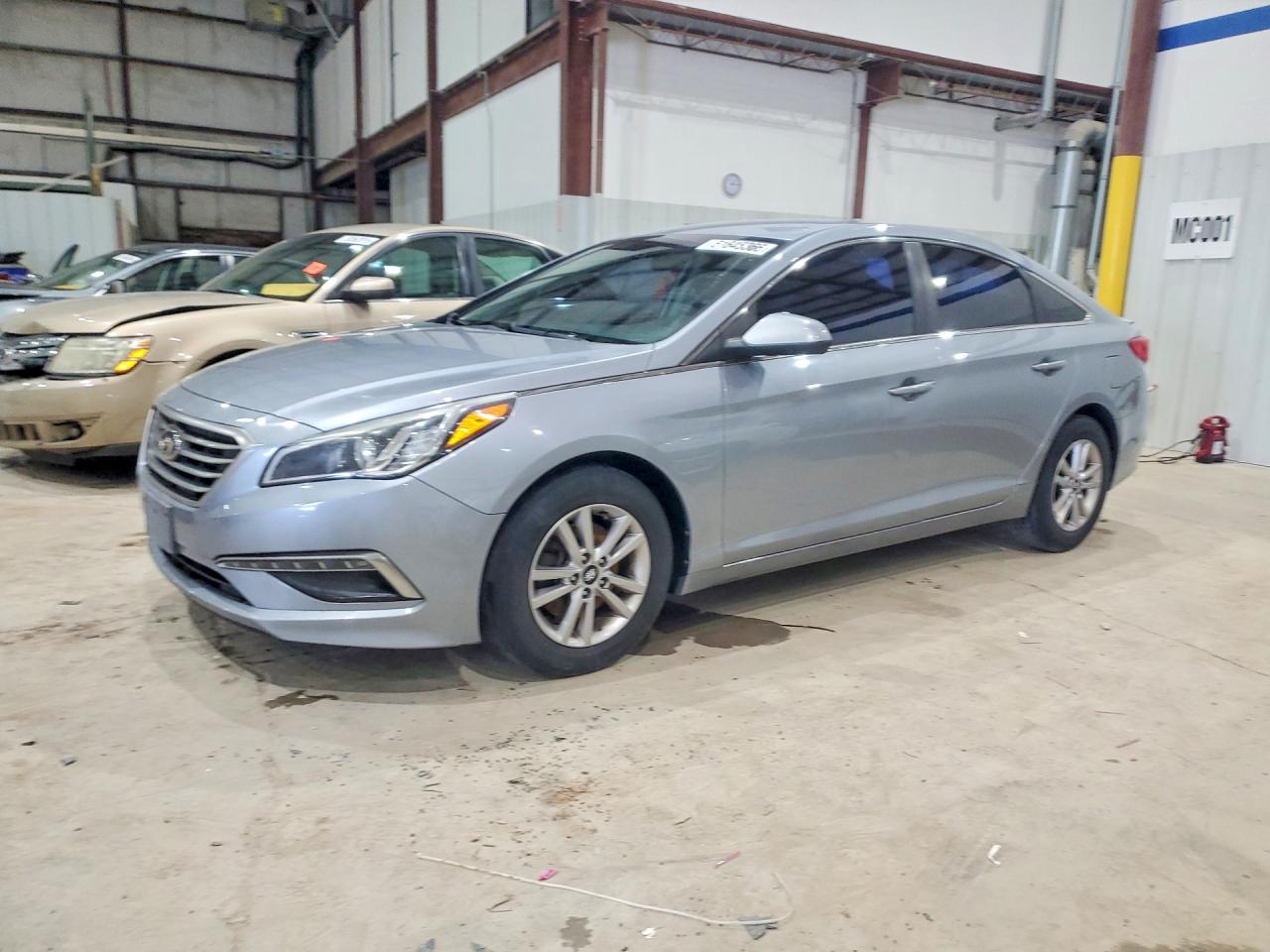 Salvage Hyundai SONATA Image