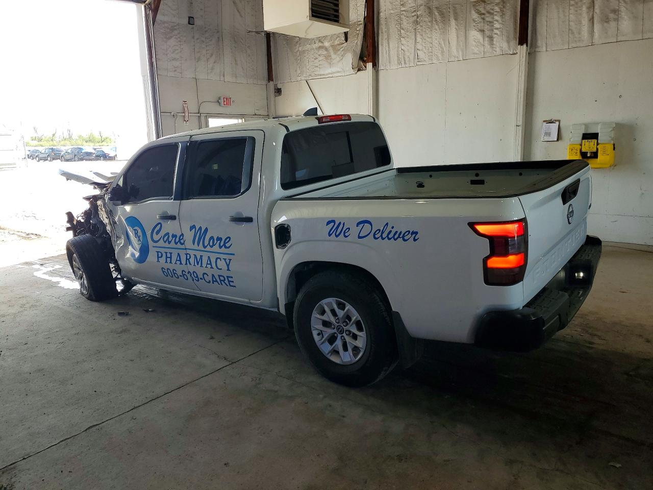Nissan Frontier S