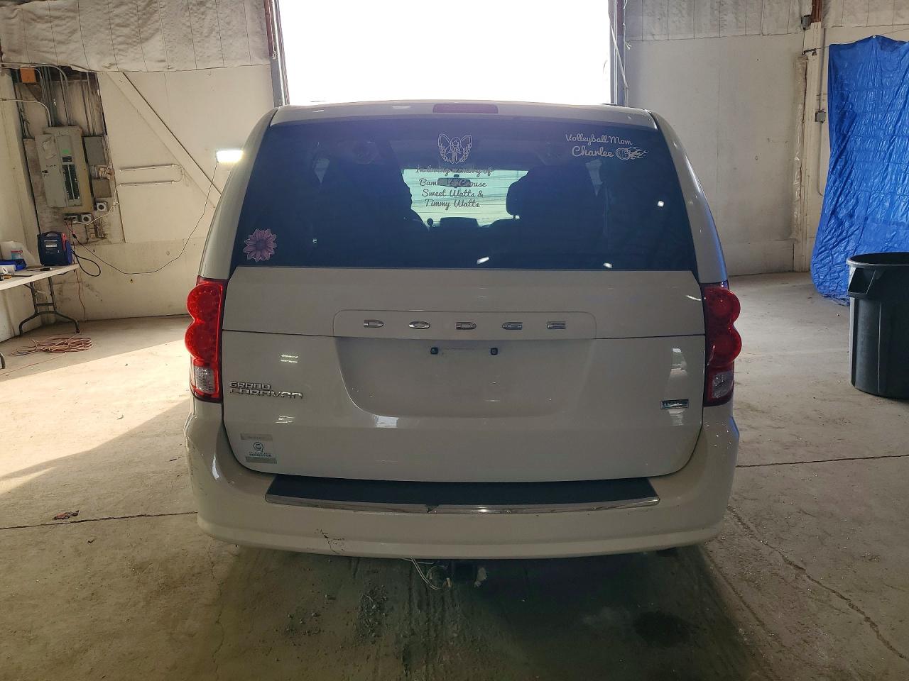 Dodge Caravan Sxt