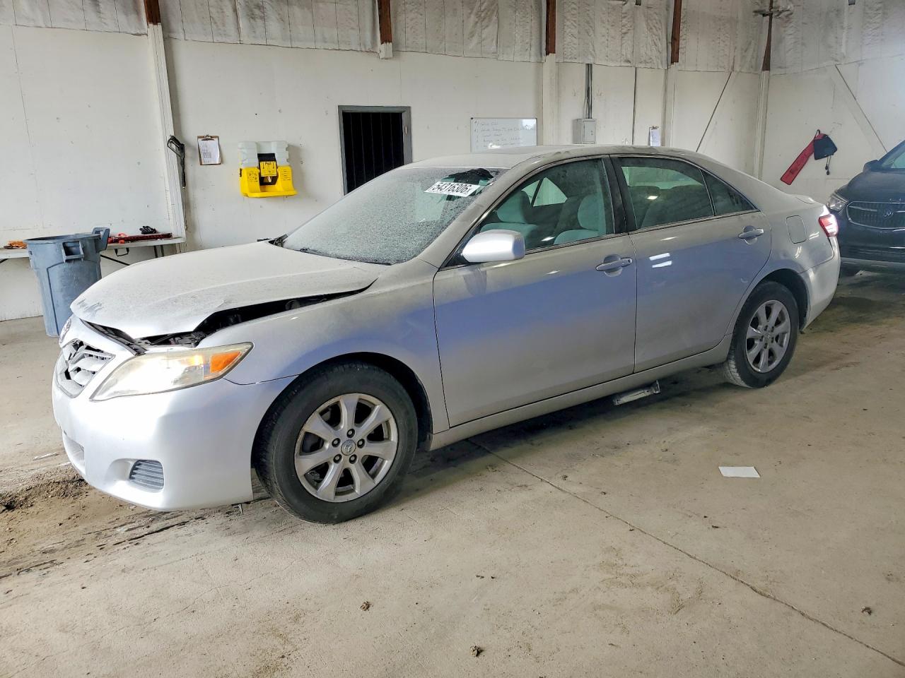 Salvage Toyota Camry Image