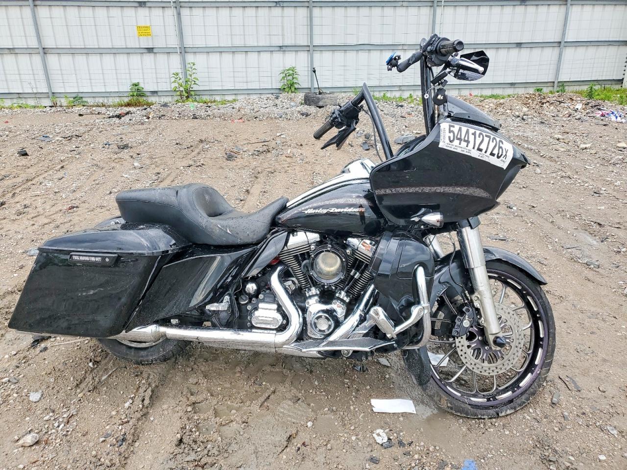 Salvage Harley-Davidson Fl Image
