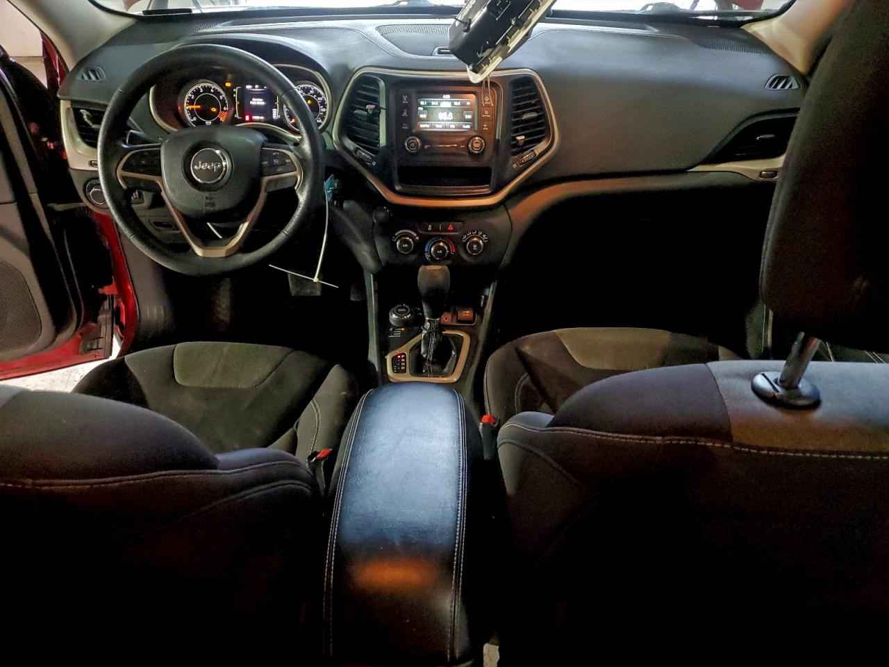 Jeep Grand Cherokee Sport