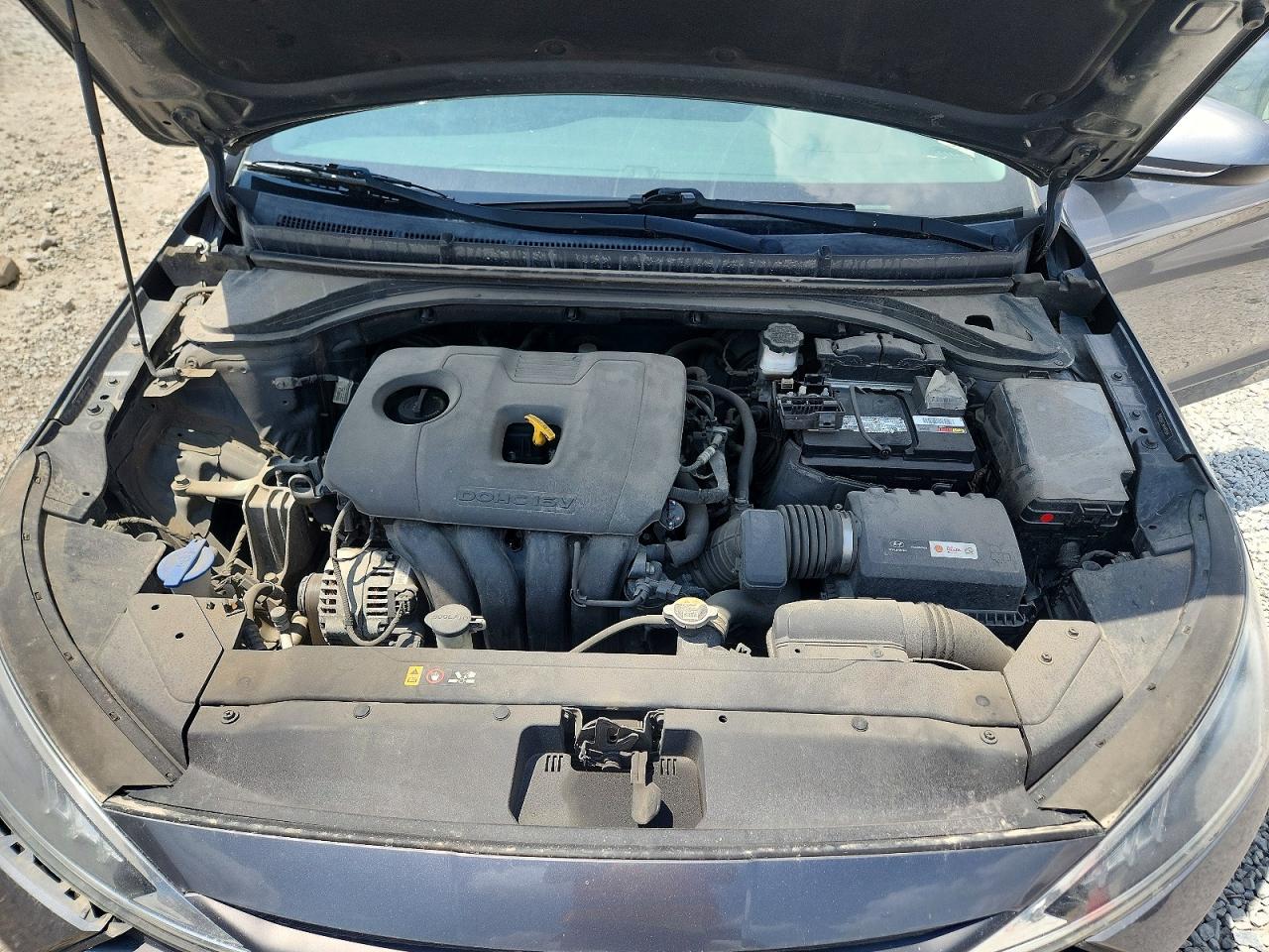 Hyundai ELANTRA Sel