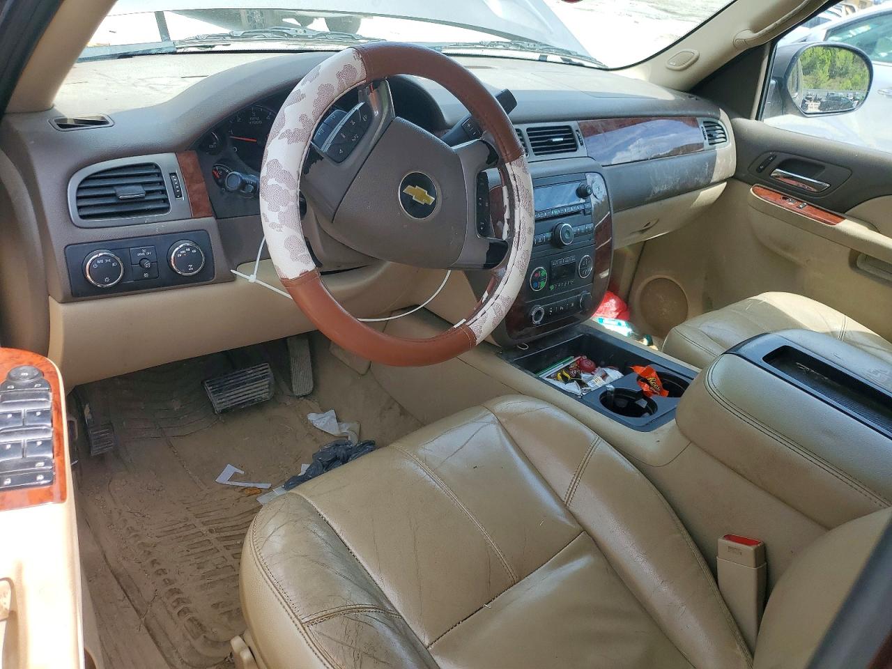 Chevrolet Suburban K1500 Lt