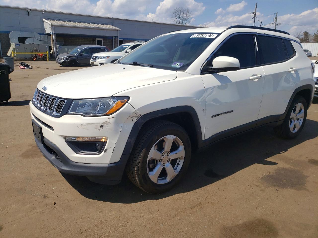 Salvage Jeep Compass Image