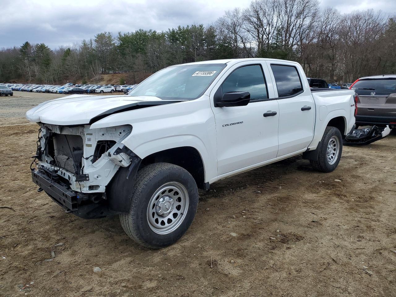 Salvage Chevrolet Colorado Image