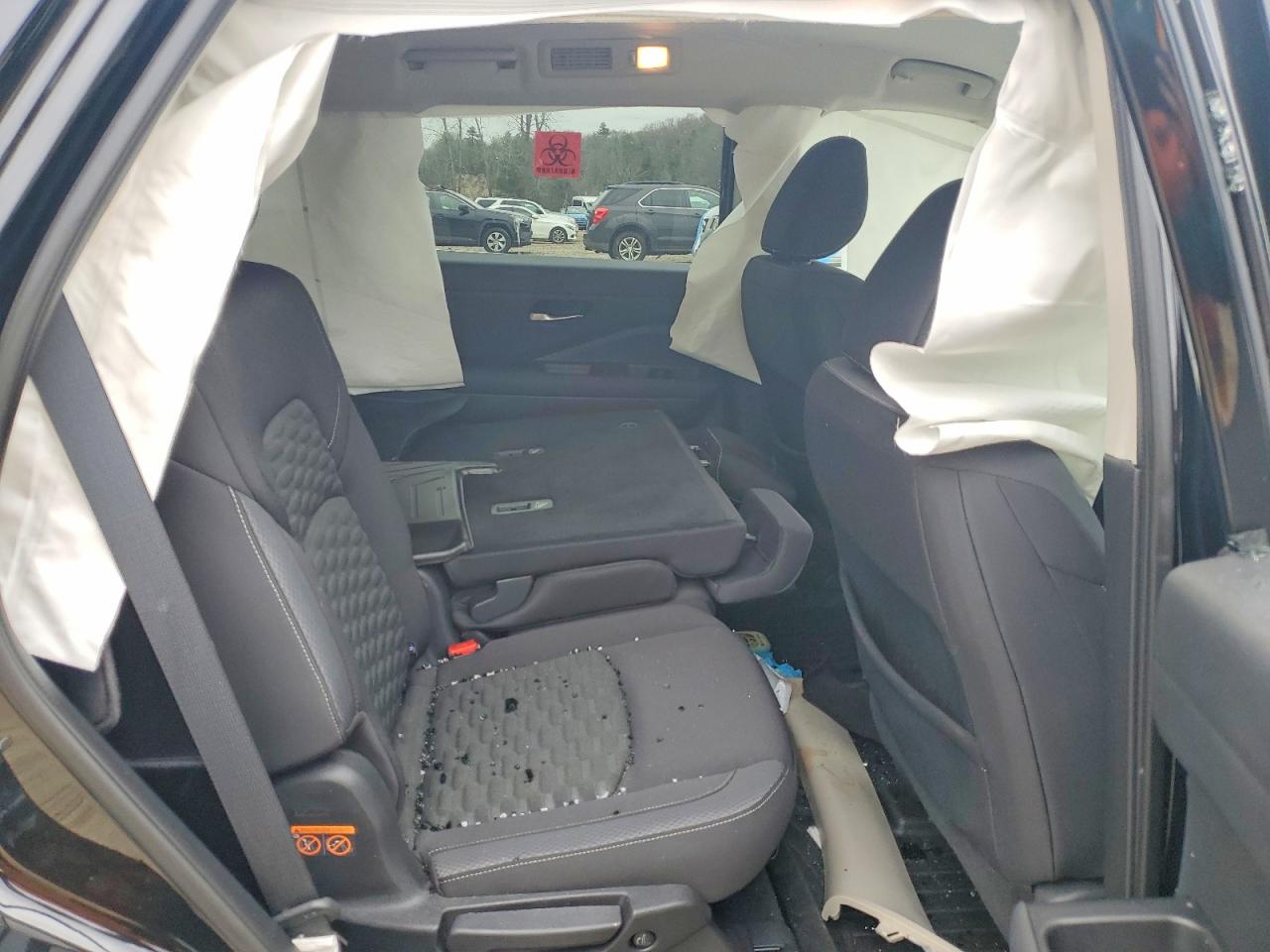 Nissan Pathfinder S
