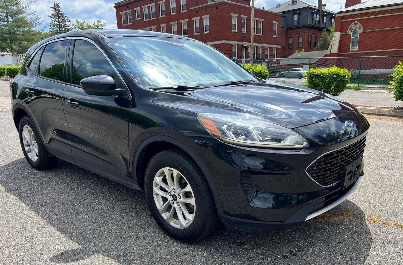 Salvage Ford Escape Image