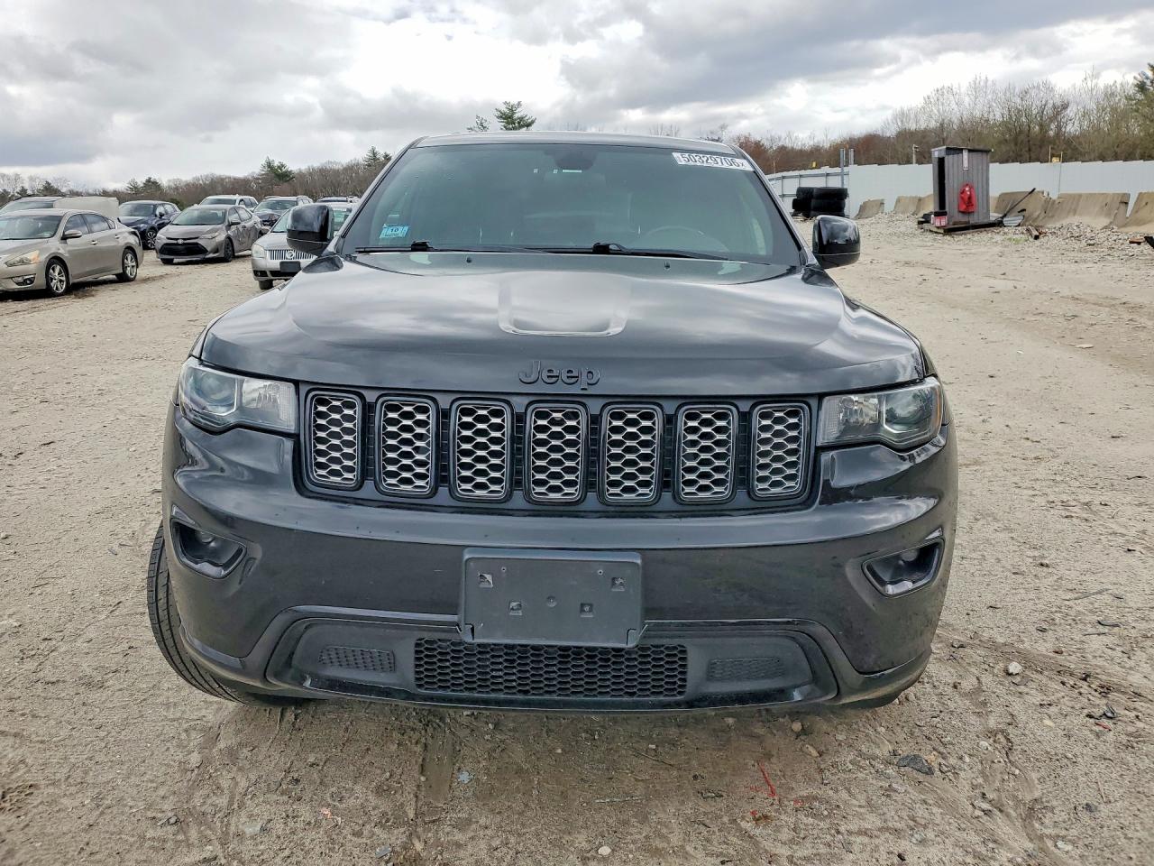 Jeep Grand Cherokee Laredo