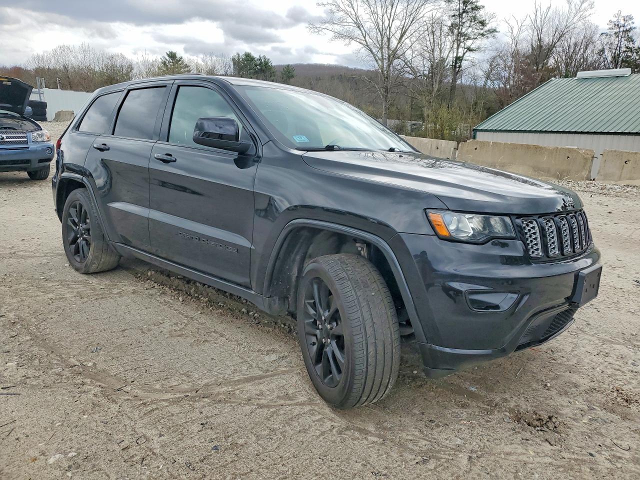 Jeep Grand Cherokee Laredo