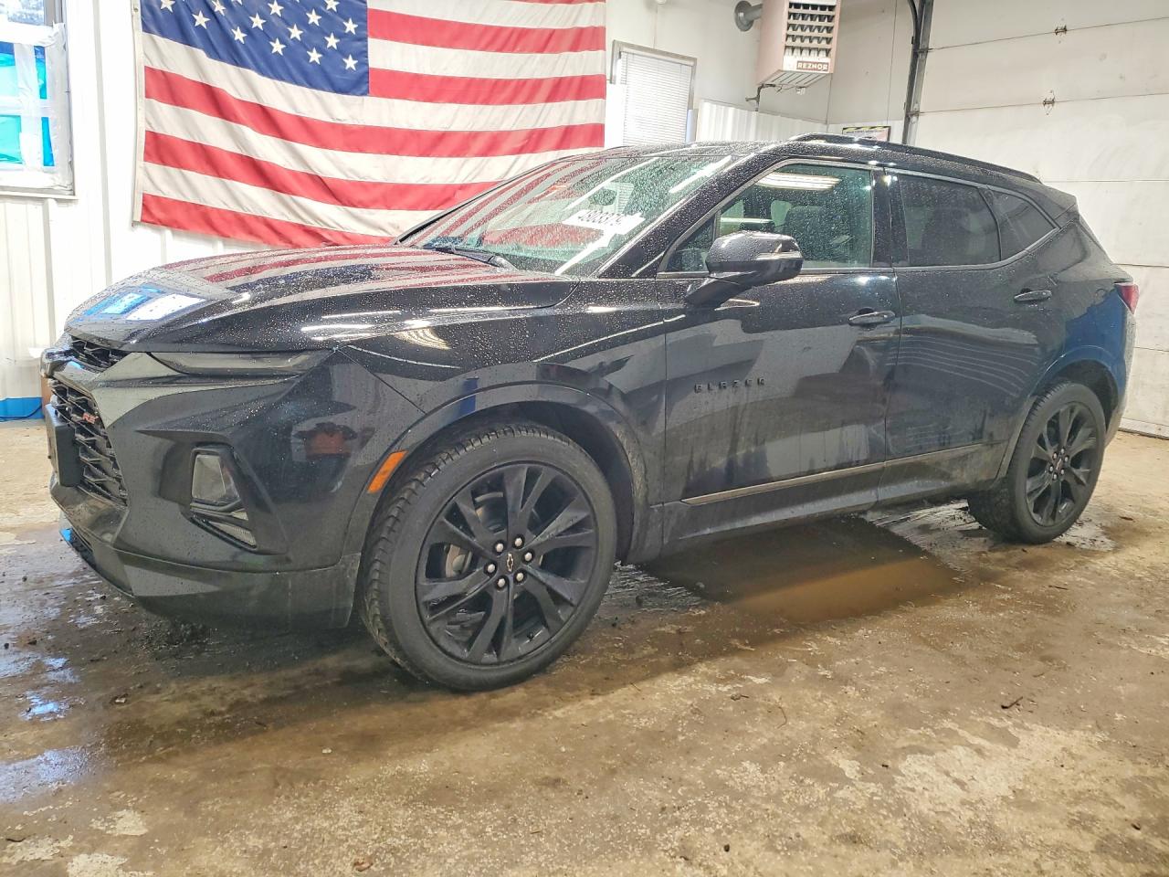 Salvage Chevrolet Blazer Image