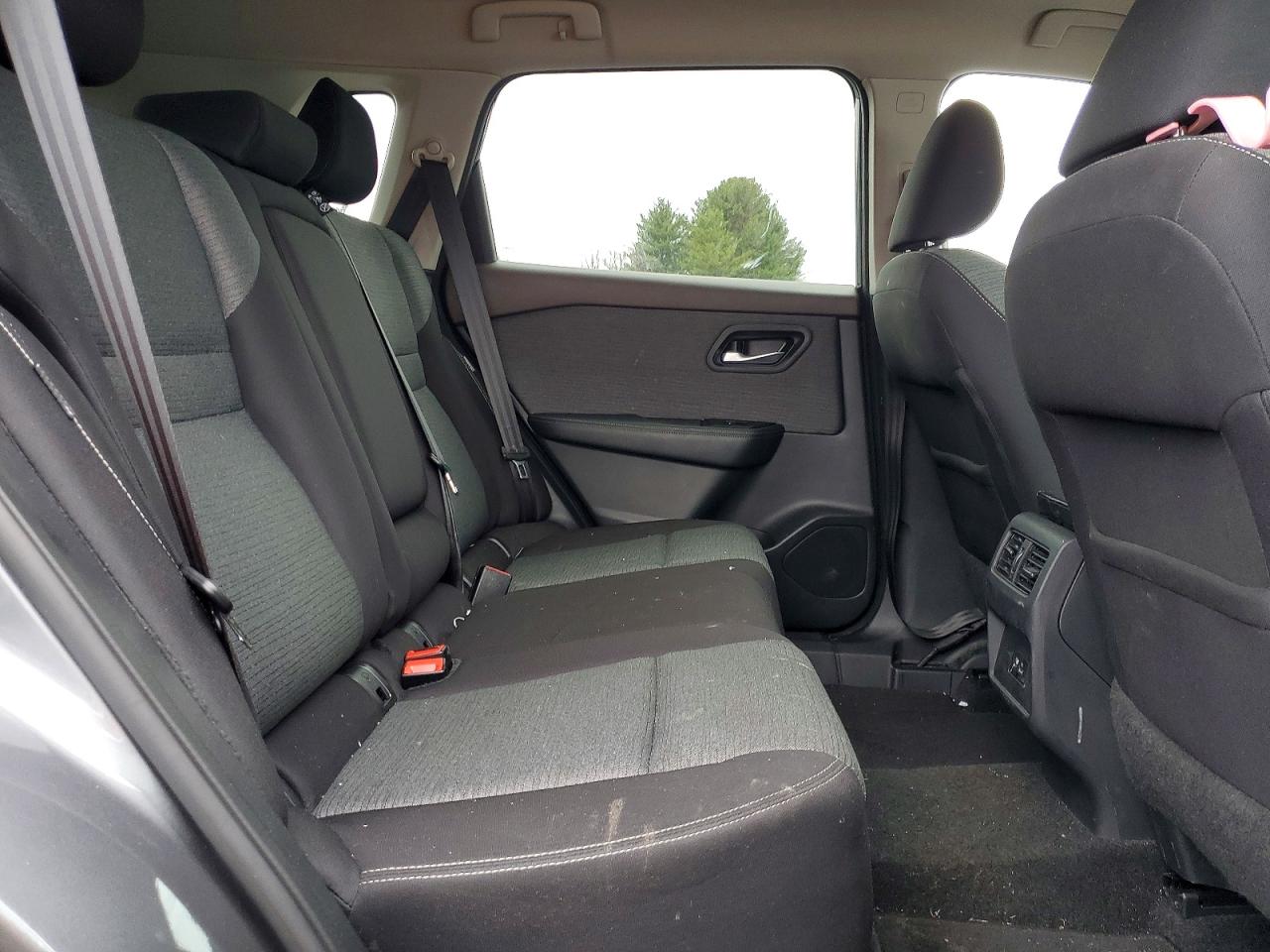 Nissan Rogue Sv