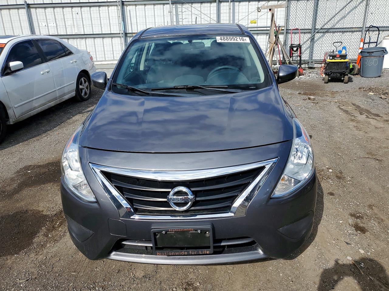 Nissan Versa 1.6 Sv