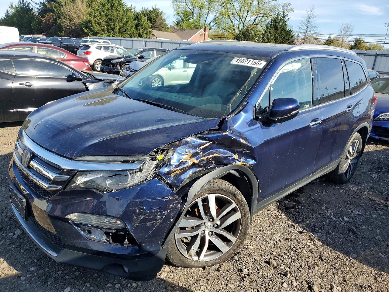 Salvage Honda Pilot Image