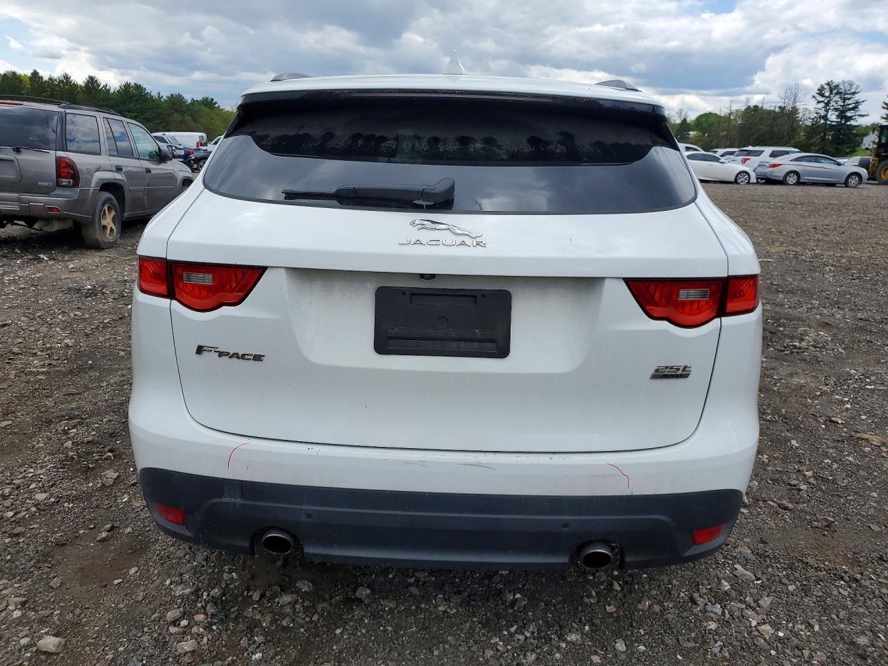 Jaguar F-PACE Premium