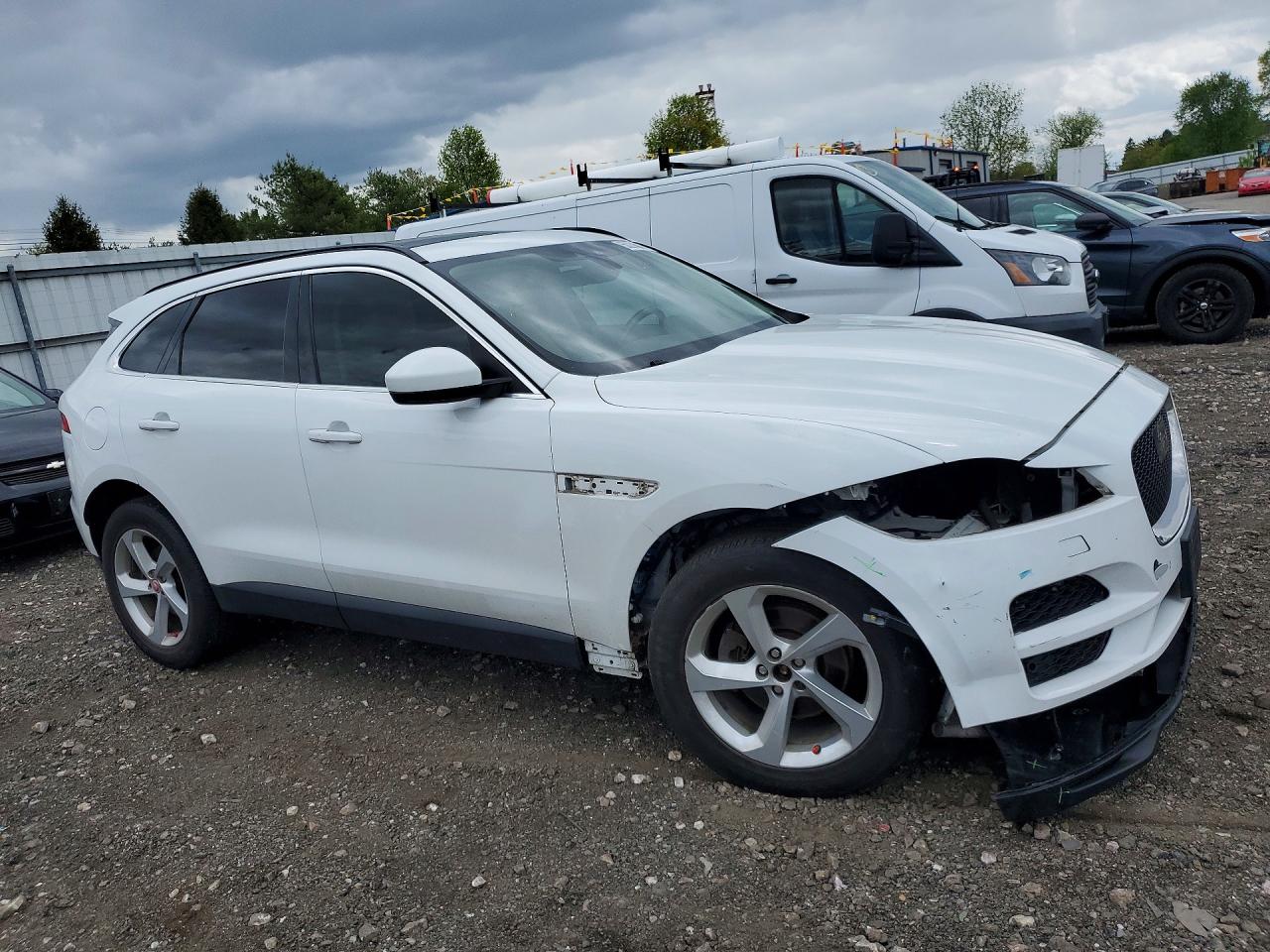 Jaguar F-PACE Premium