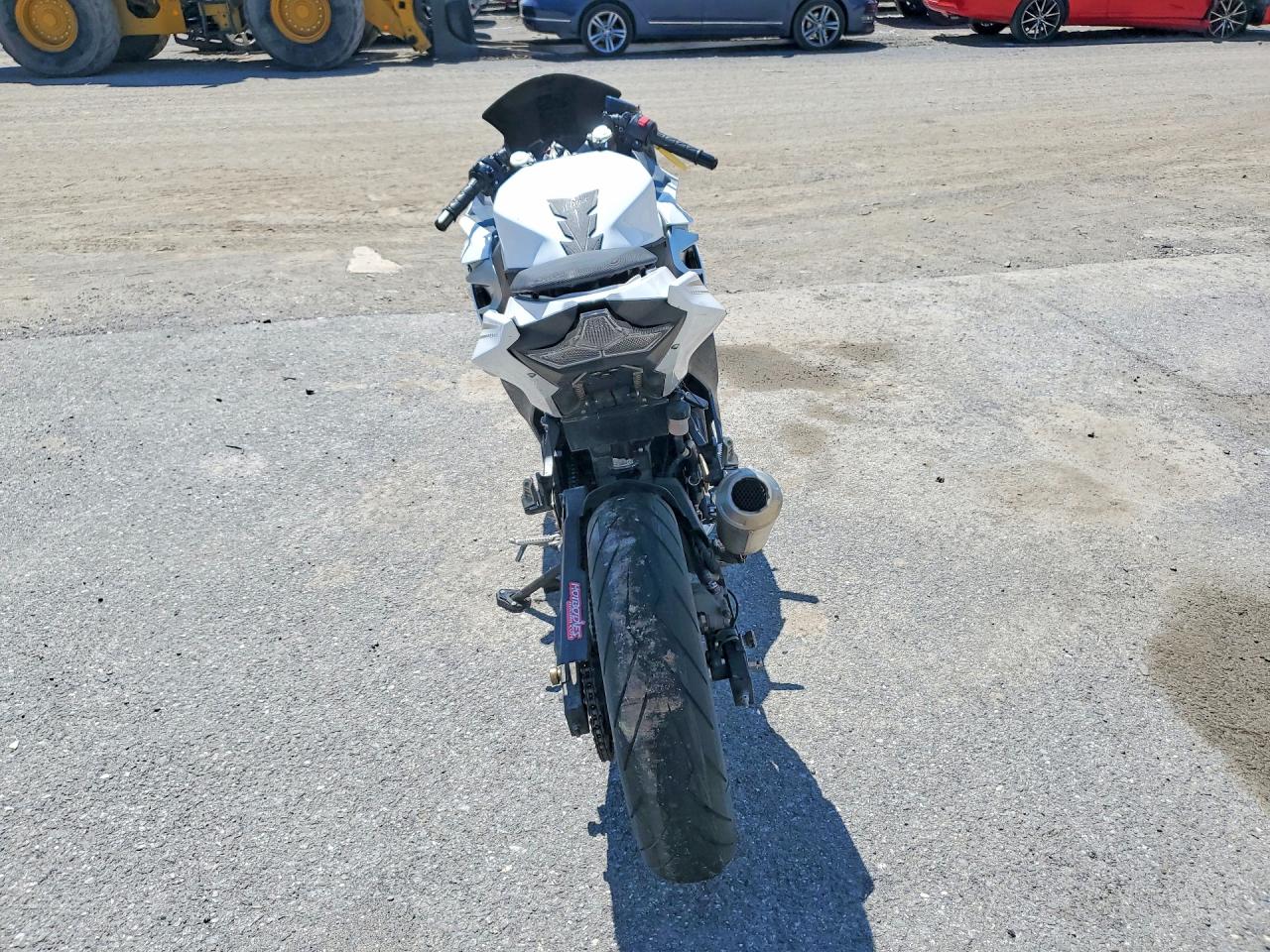 Kawasaki Ex400