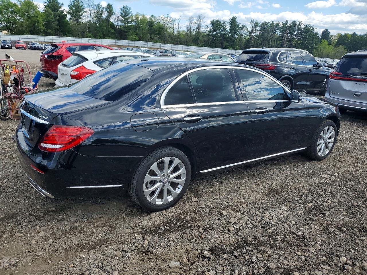 Mercedes-Benz E-Class 300 4matic