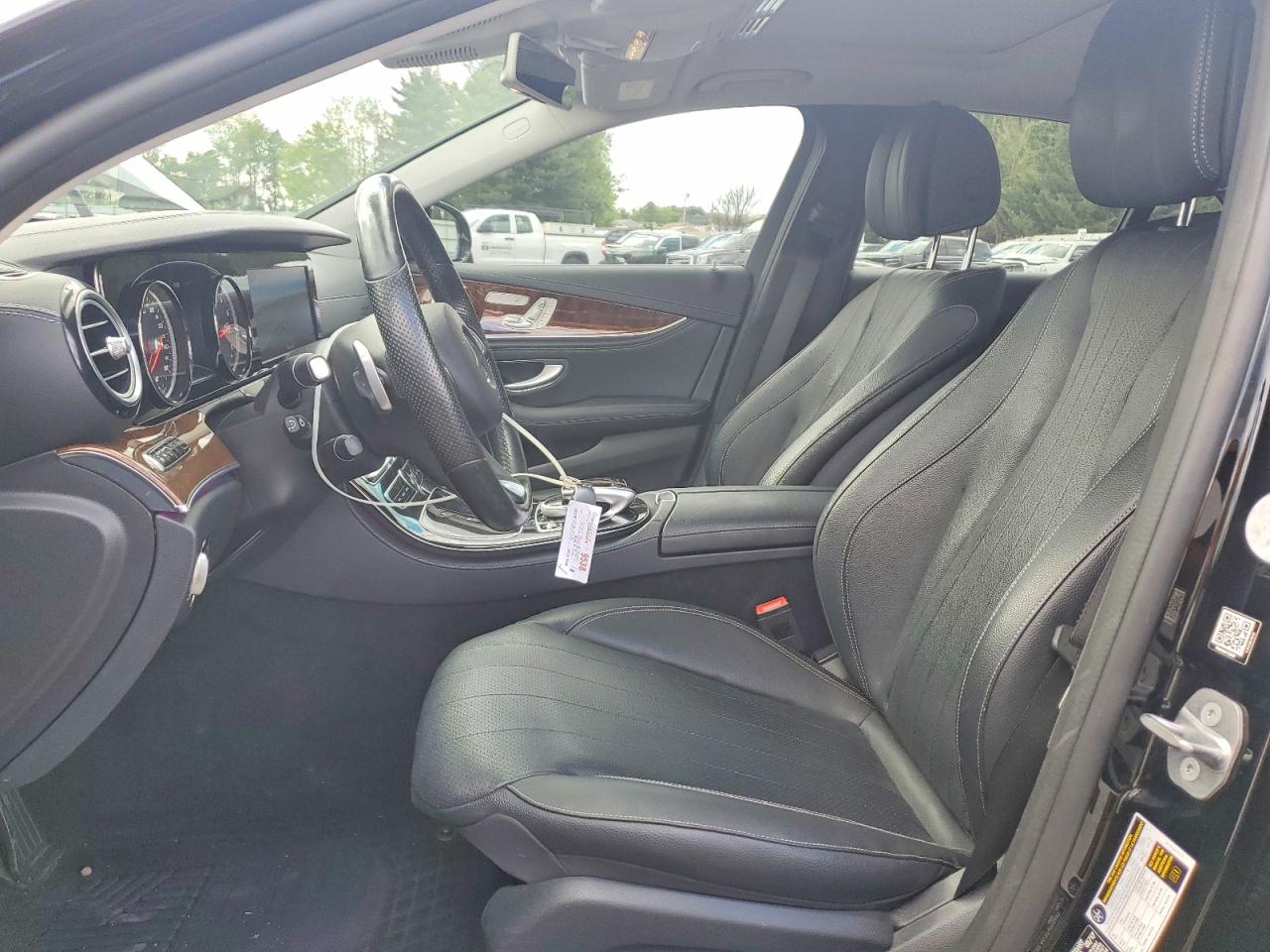 Mercedes-Benz E-Class 300 4matic