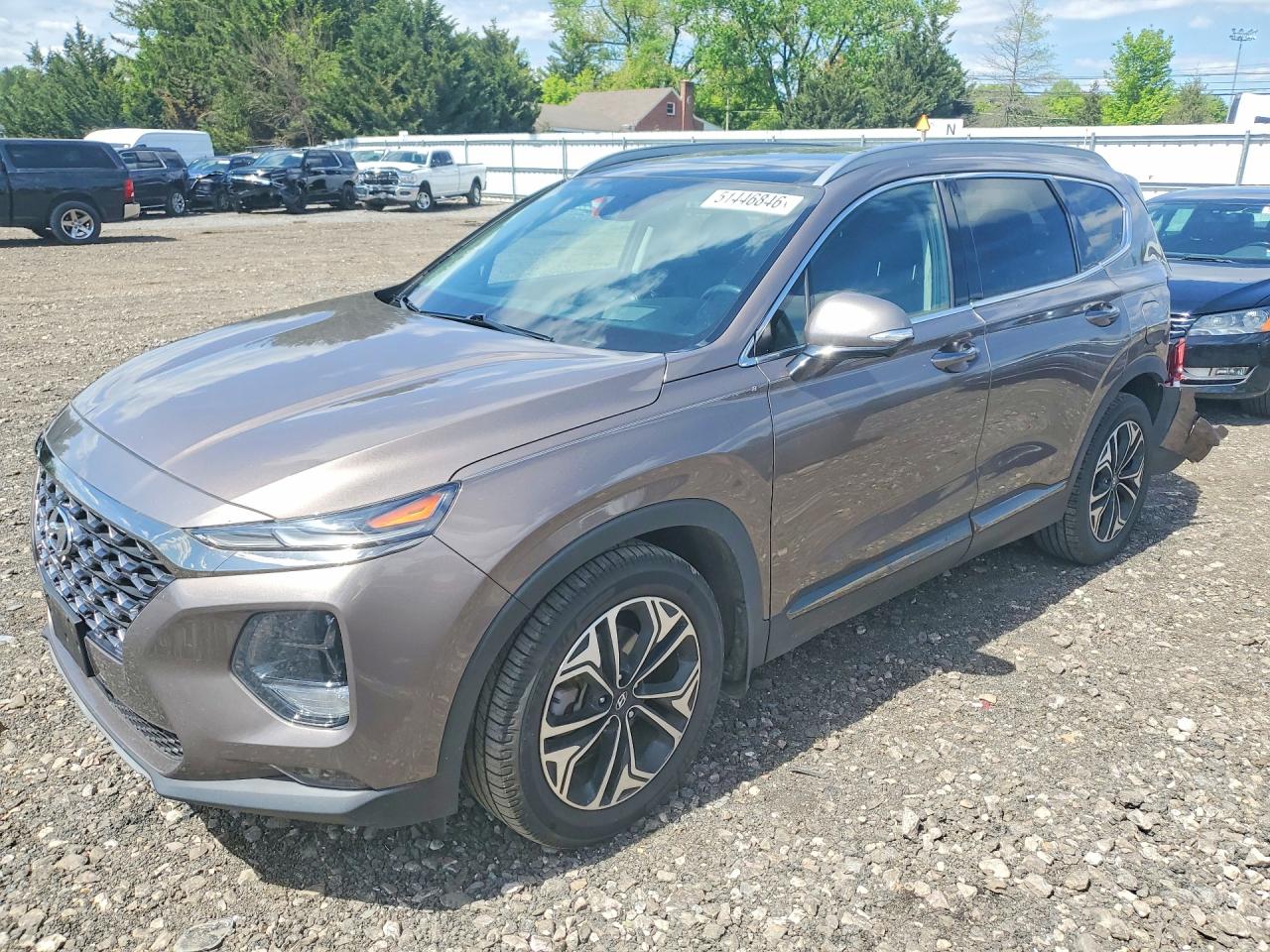 Salvage Hyundai SANTA FE Image