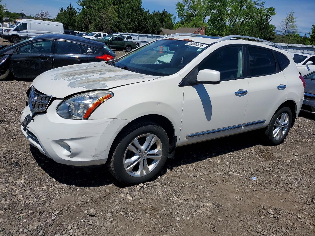Salvage Nissan Rogue Image